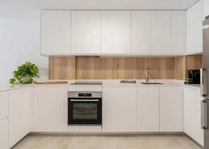 Southbay * אסטפונה